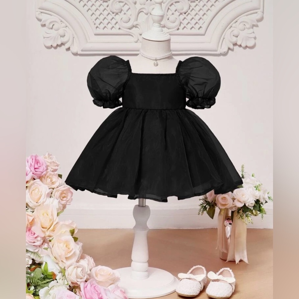 SHEIN Baby Girl Mesh Overlay Bubble Sleeve Dress
